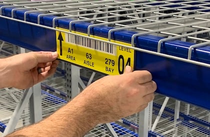 Magnetic rack label